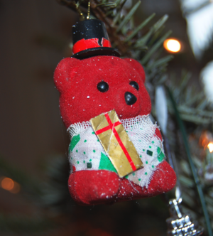 Christmas Tree Bear Decoration.png